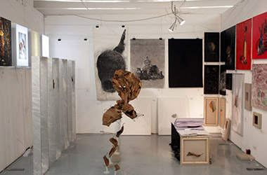 Installation: Singapore experimental art studies in contemporary art space, Singapore installation art